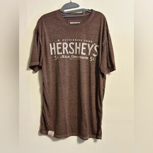 Men's Brown Graphic Logo Tee